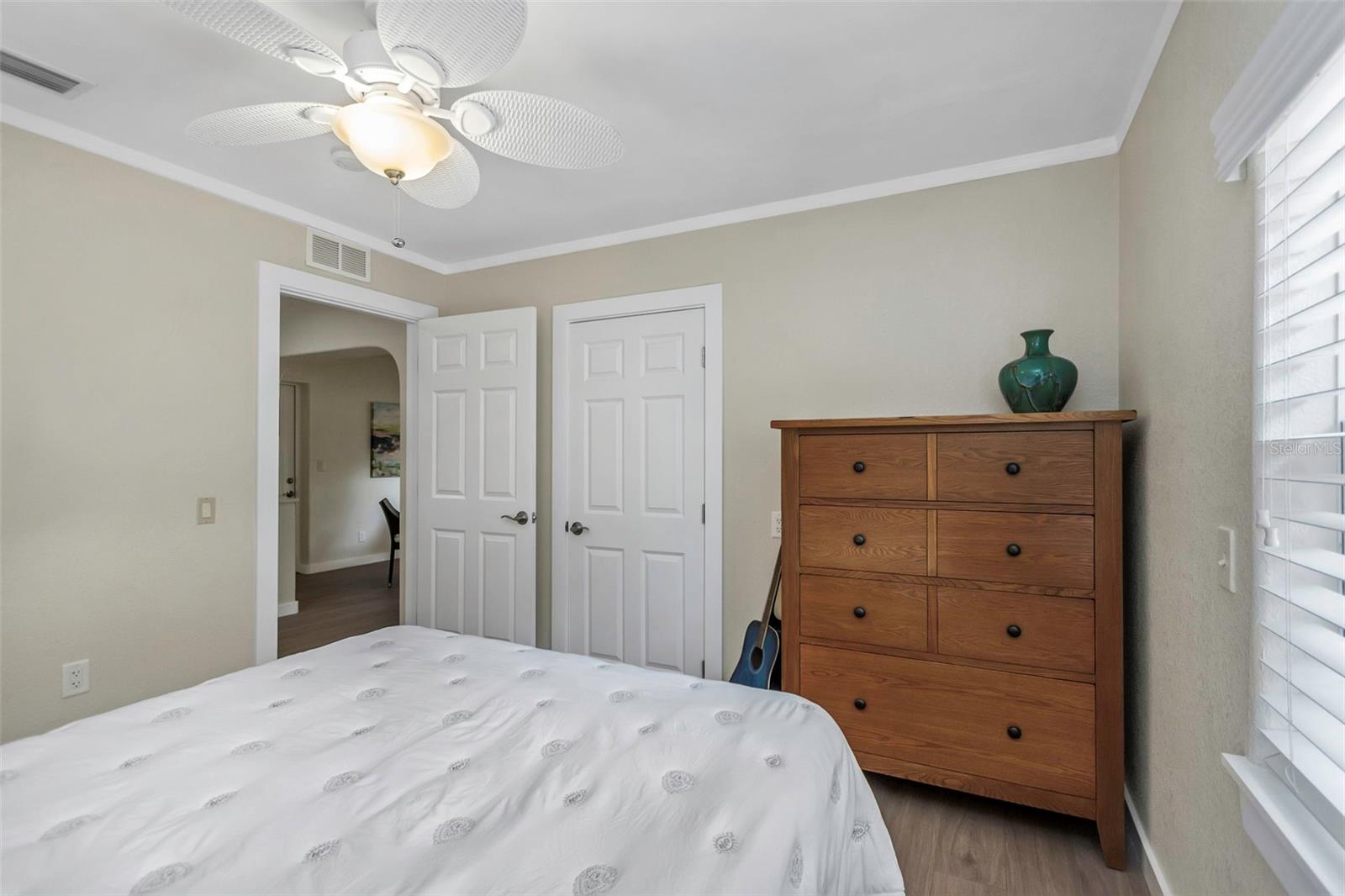 Guest bedroom with en suite