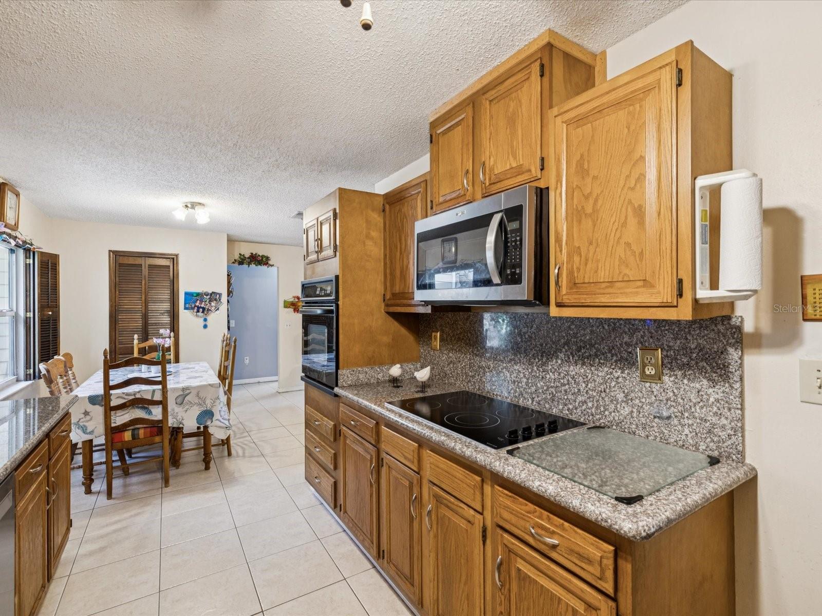 Kitchen 13 x 8