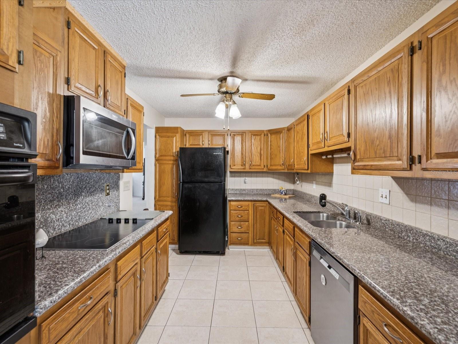 Kitchen 13 x 8
