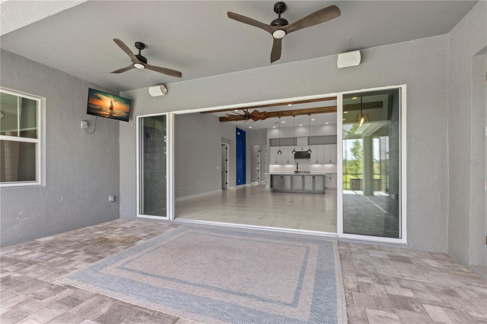 Covered Rear Lanai