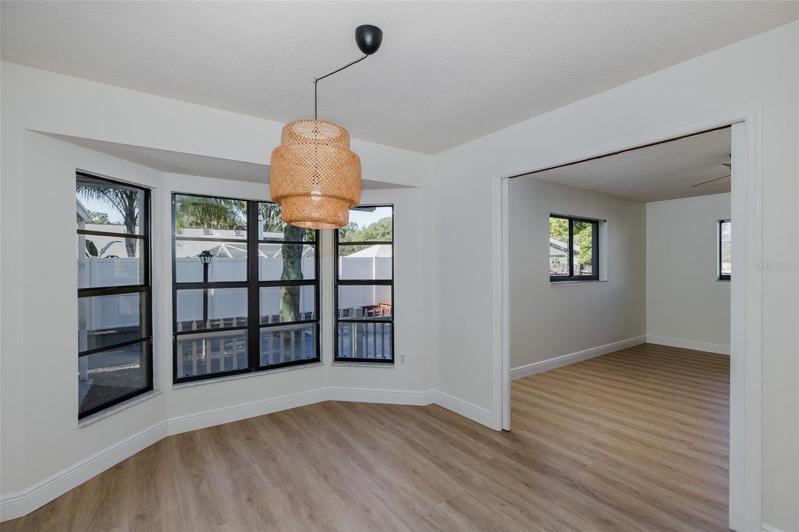 KITCHEN NOOK WITH BAY WINDOW