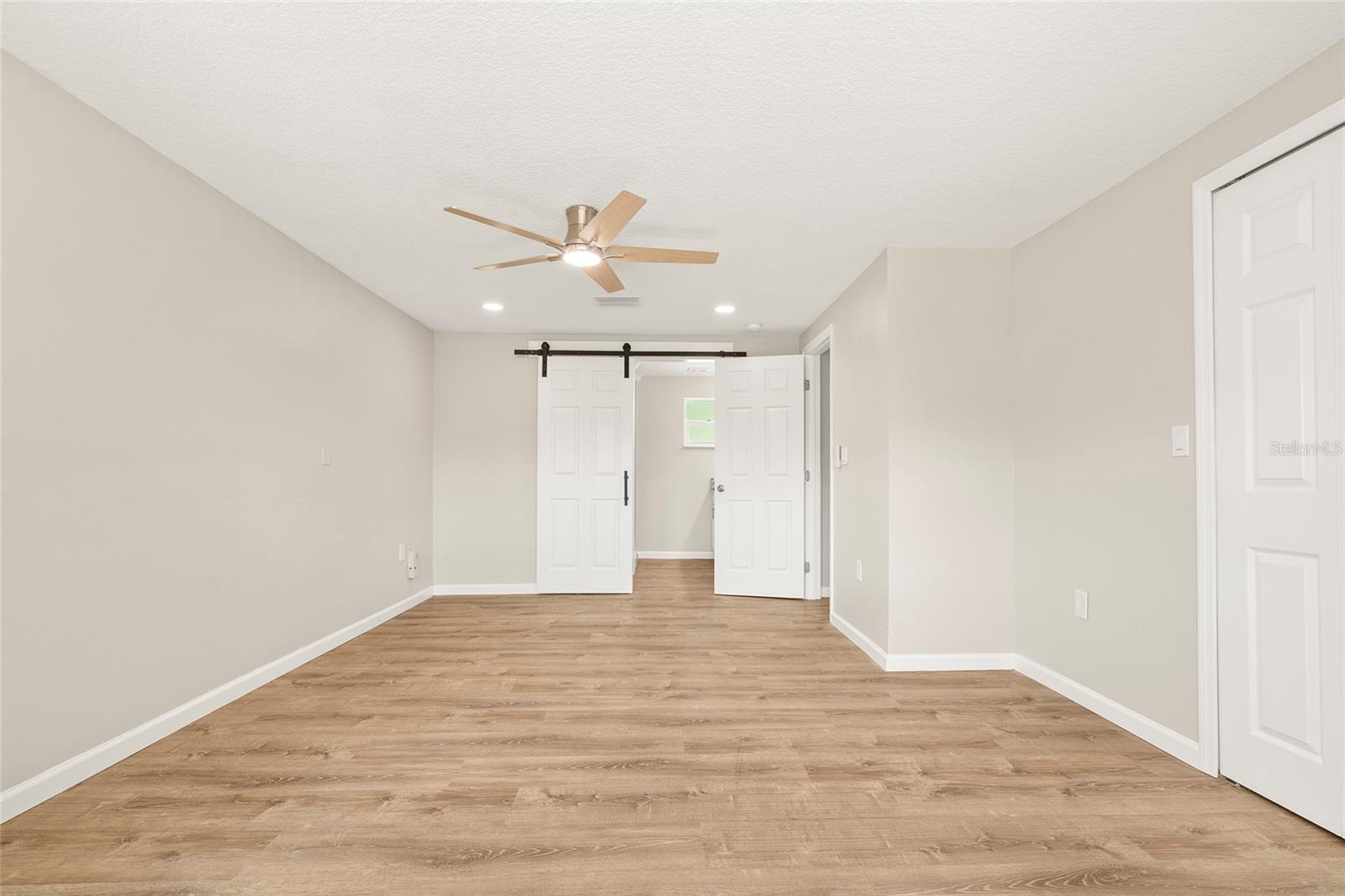 Primary Bedroom Alternate 2