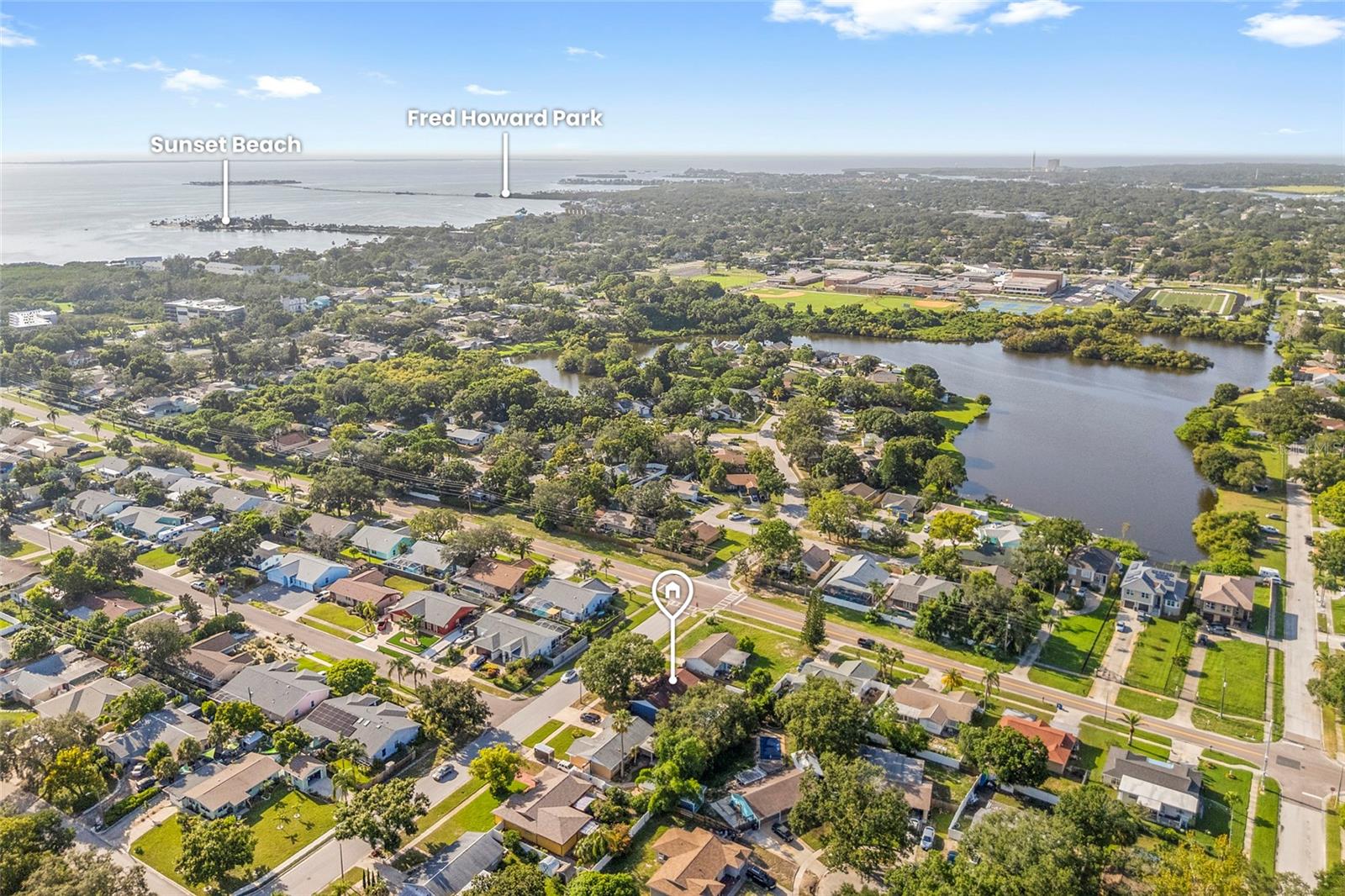 Close to Sunset Beach and Fred Howard Park
