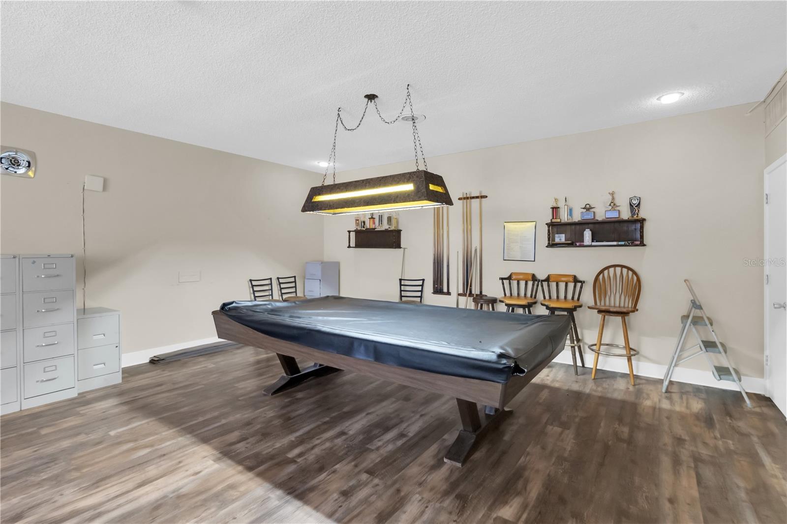 Clubhouse Billiards