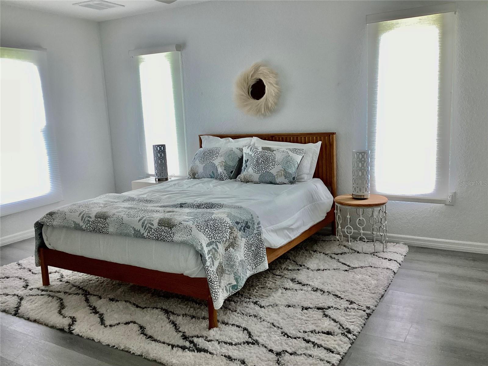 Huge bedroom in-law apartment