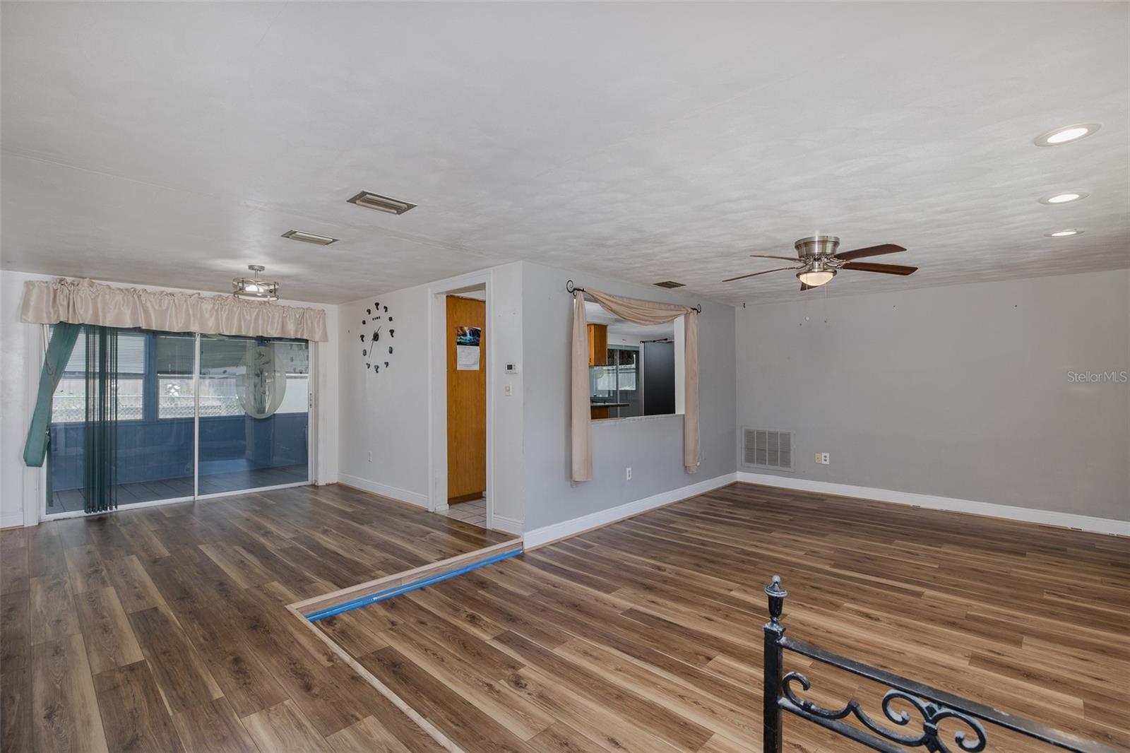 FRONT LIVING ROOM