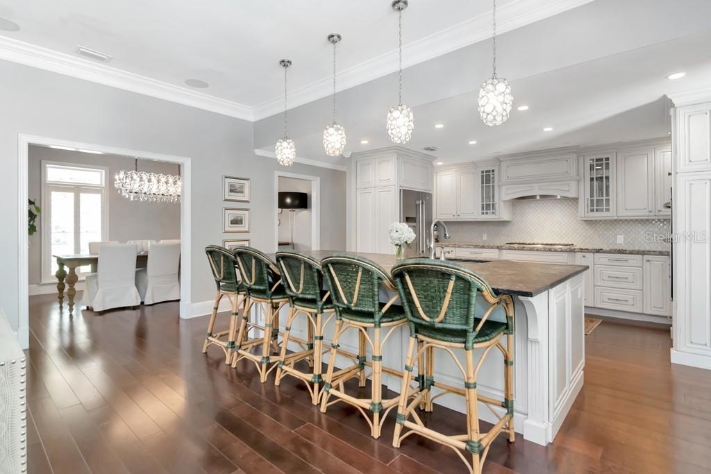 Kitchen Island with Seating