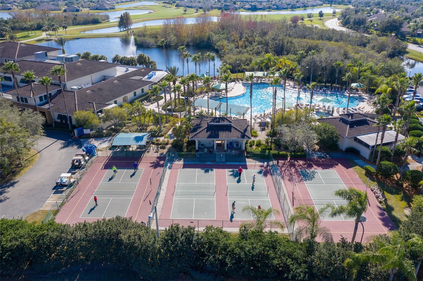 Kings Point South Clubhouse Pool & Pickleball Court