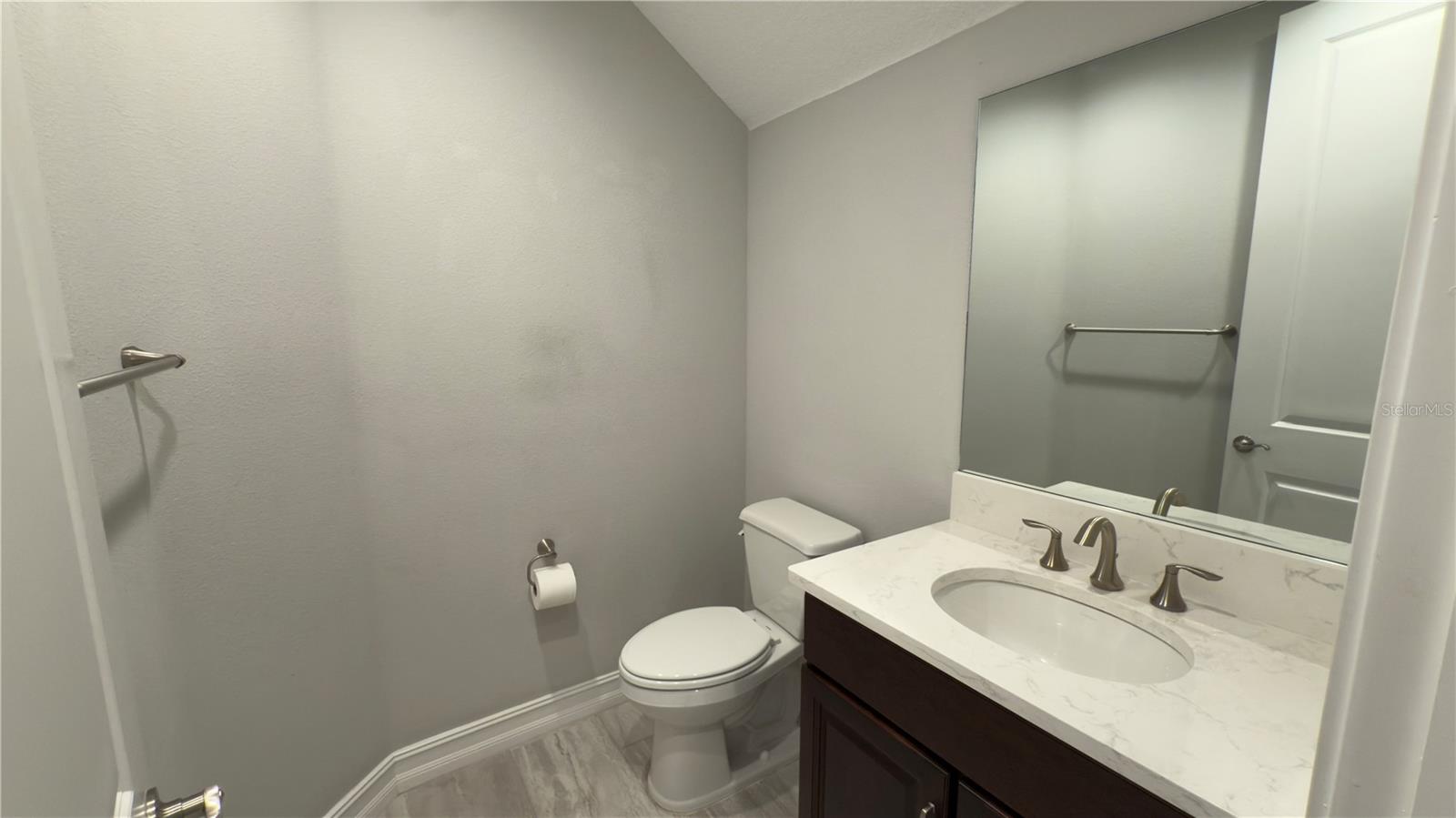 Downstairs 1/2 Bath