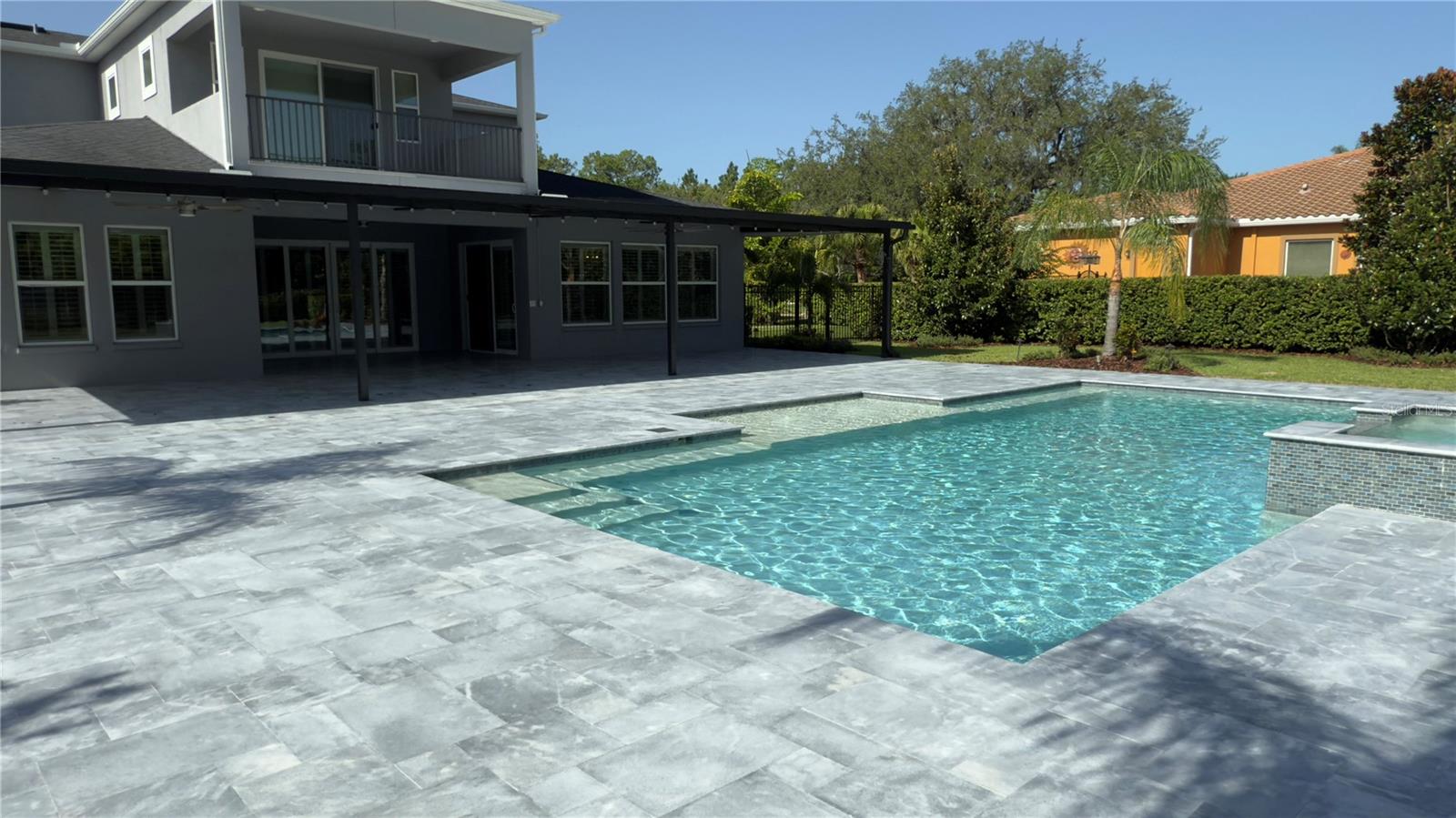 Pool/spa