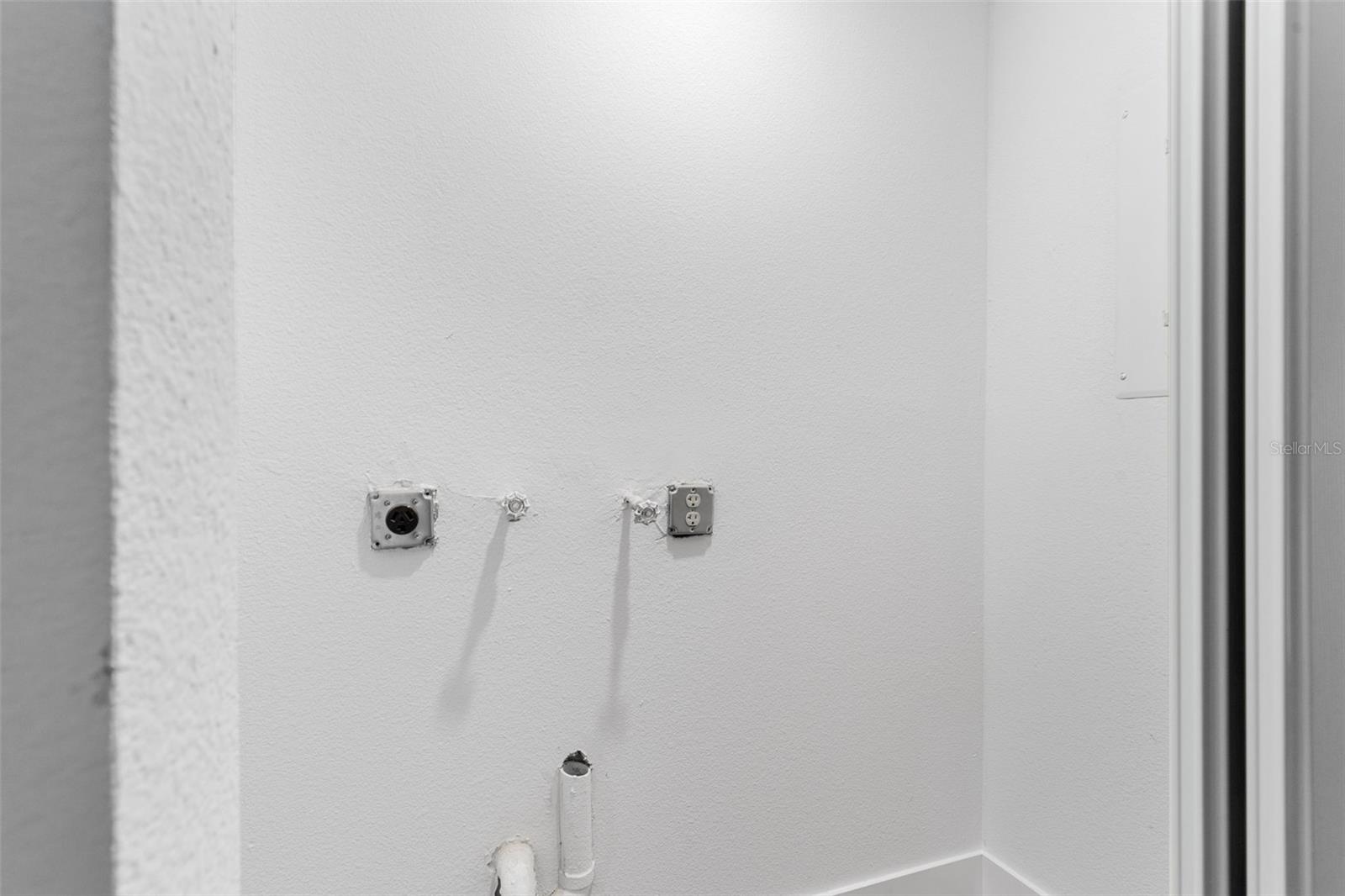 C7512812