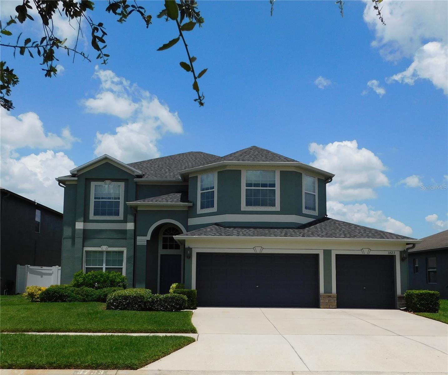 Spacious 6 Bed, 3 Bath, 3 car garage, Screened lanai, With Lage fenced yard and a pond view