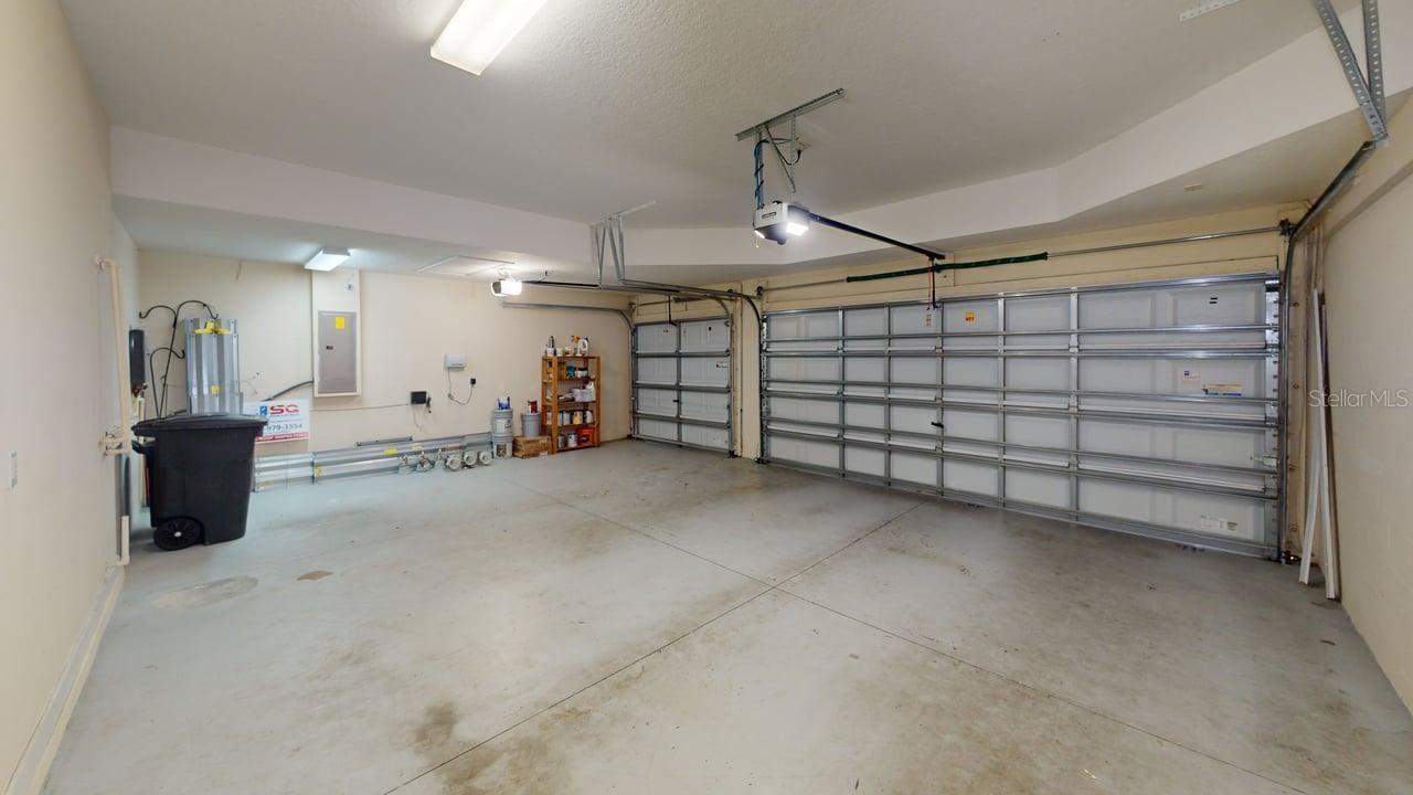 3 car garage