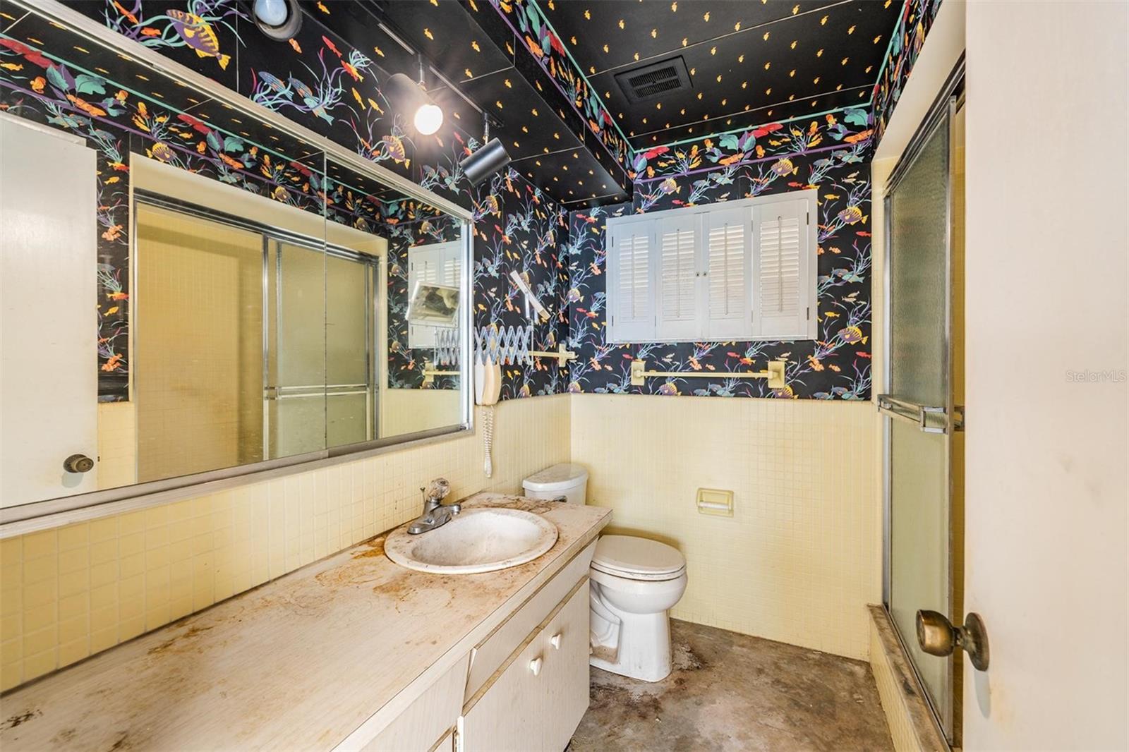 2nd Bathroom