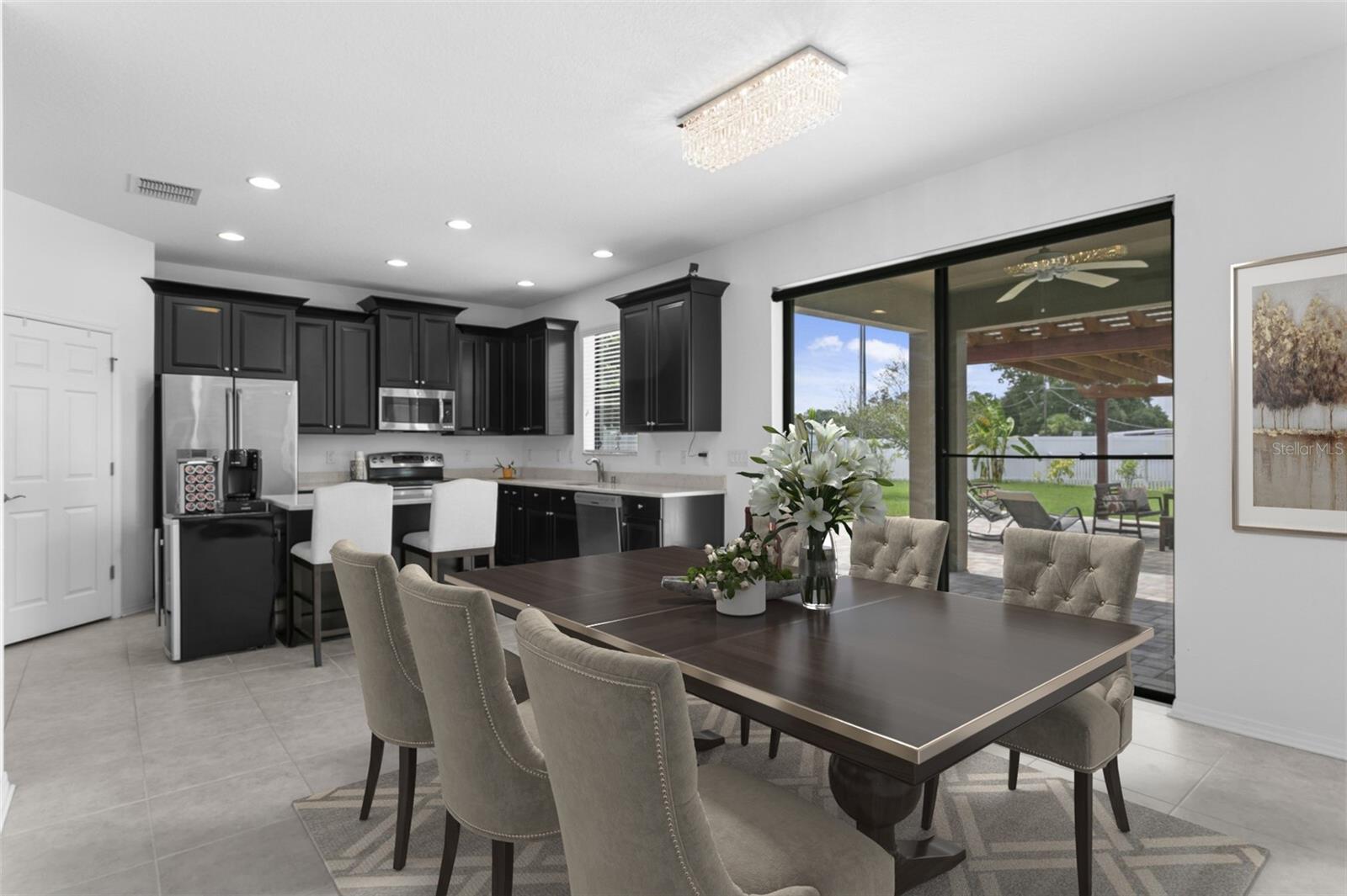 Dining Room & Kitchen