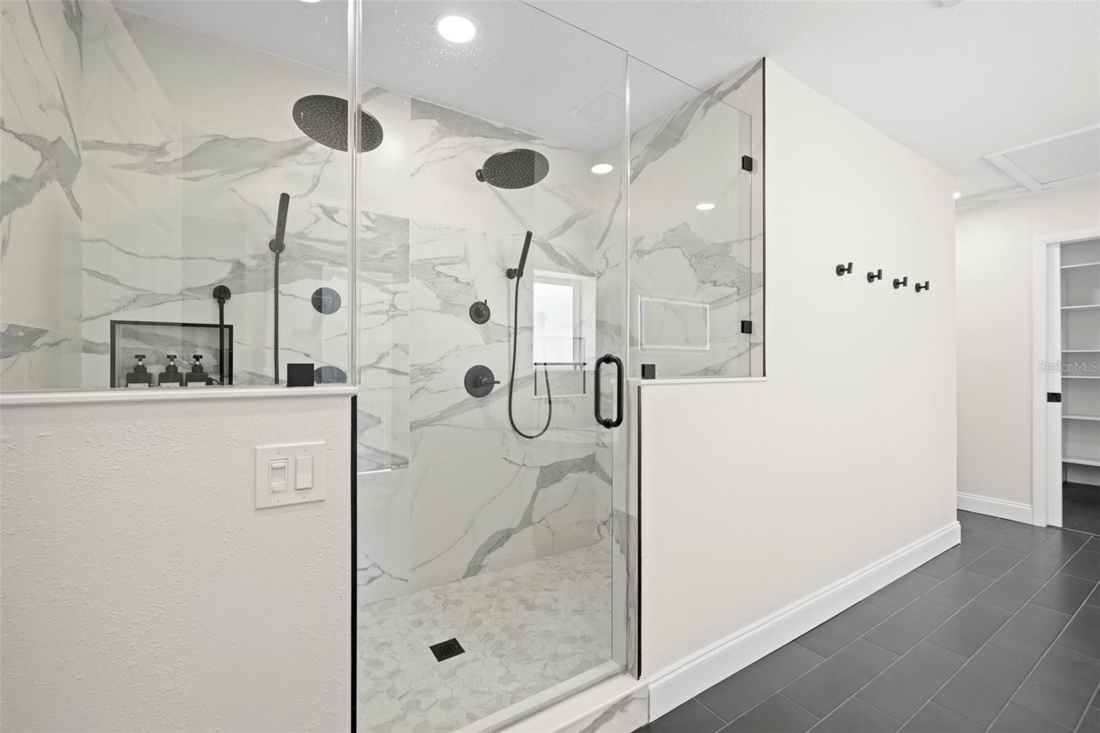 Primary En-suite Bathroom