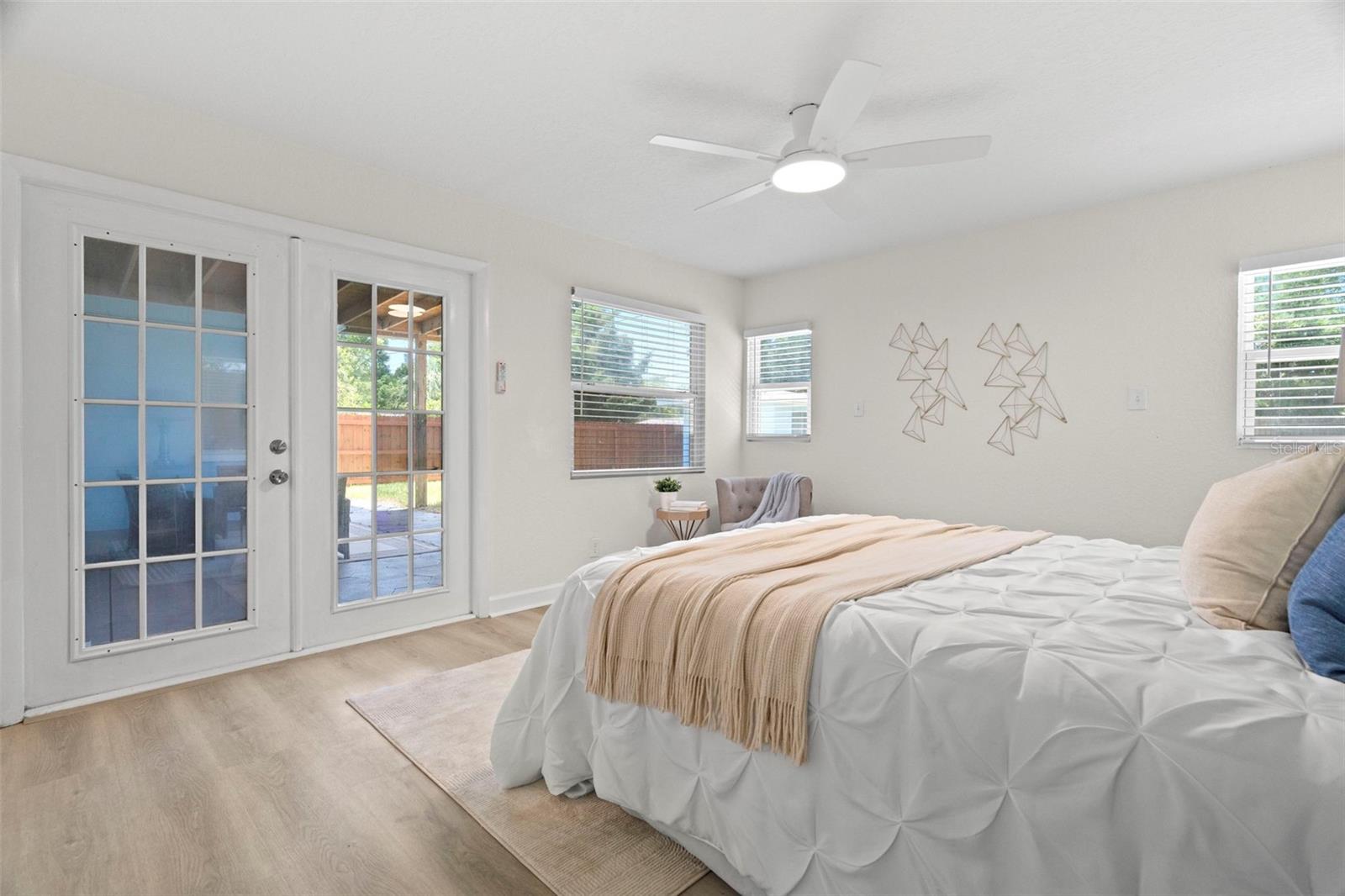 French doors to lanai