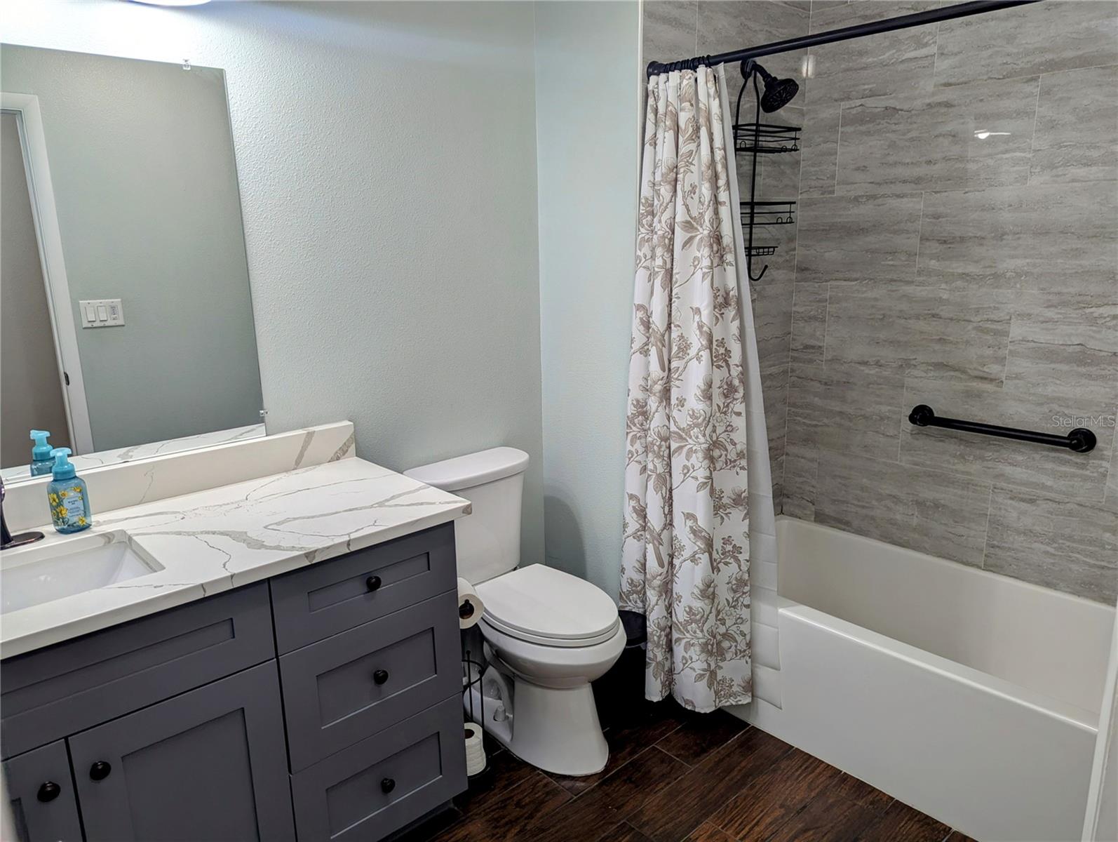 2nd Bathroom