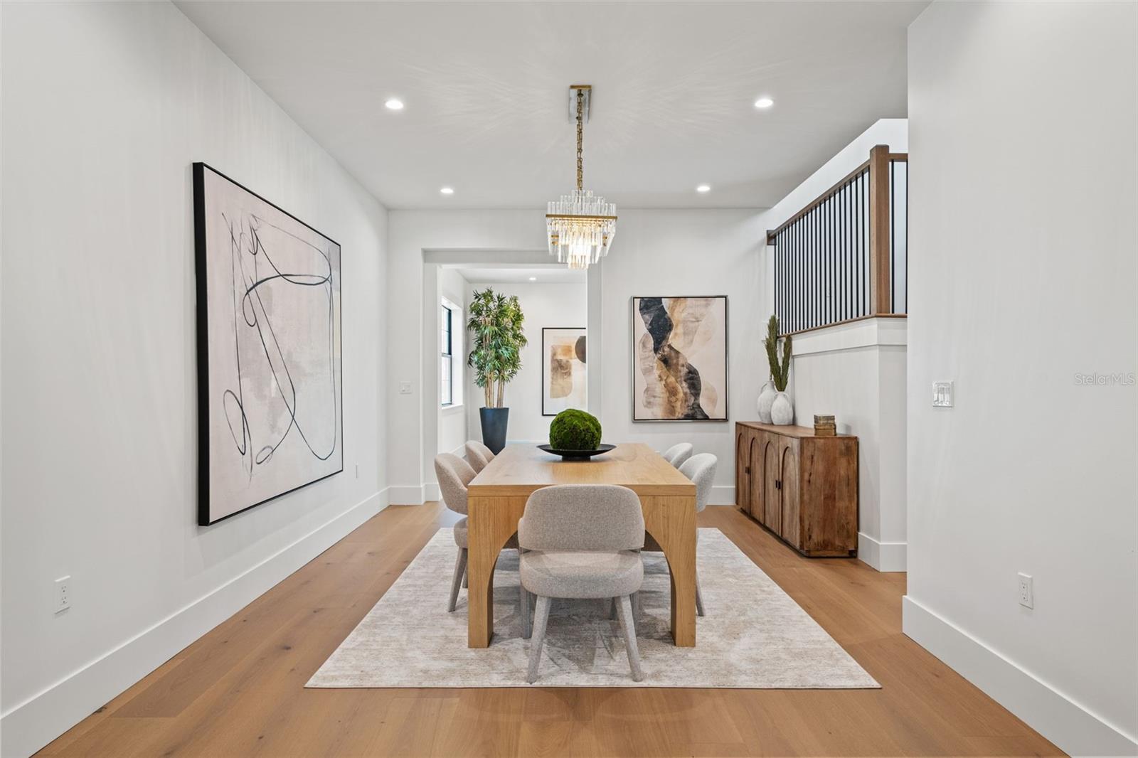 informal dining