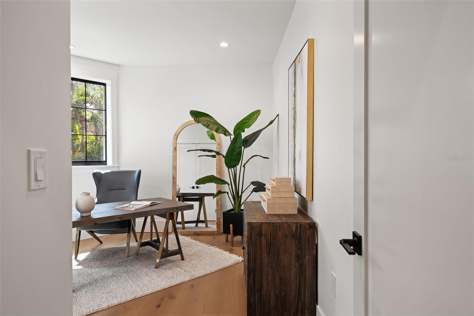 Bedroom 2/Office