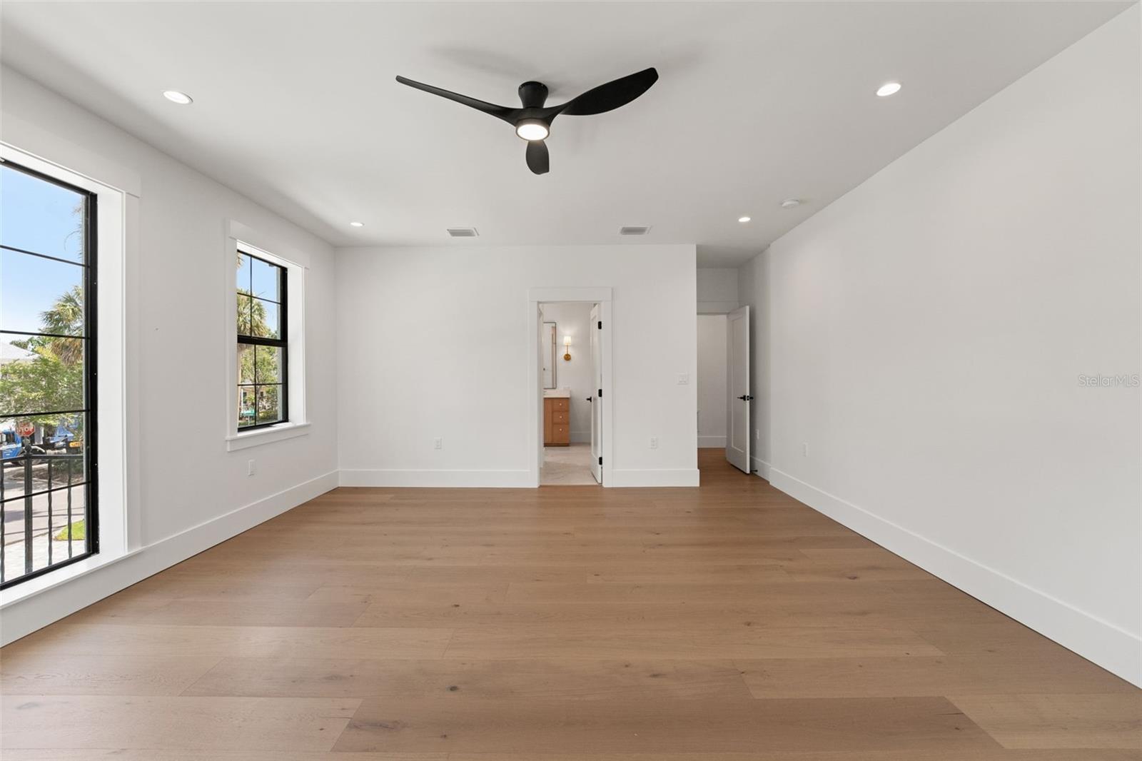 Upstairs Primary/Bedroom 5