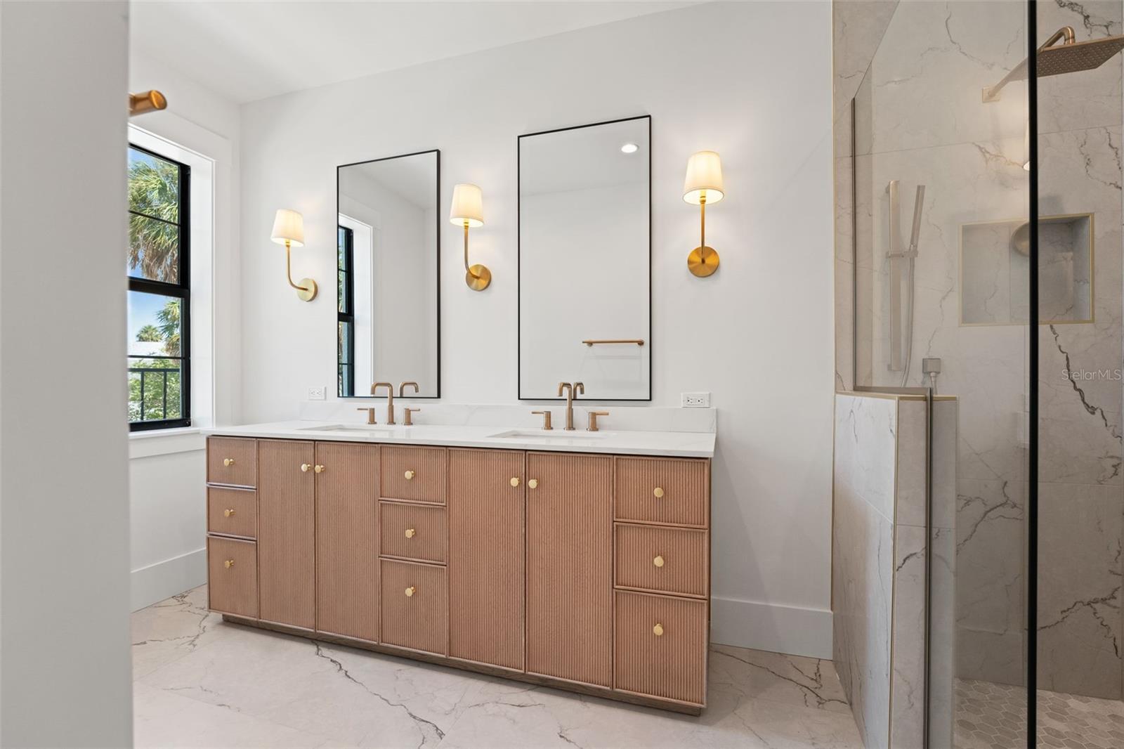 Upstairs Primary Bathroom