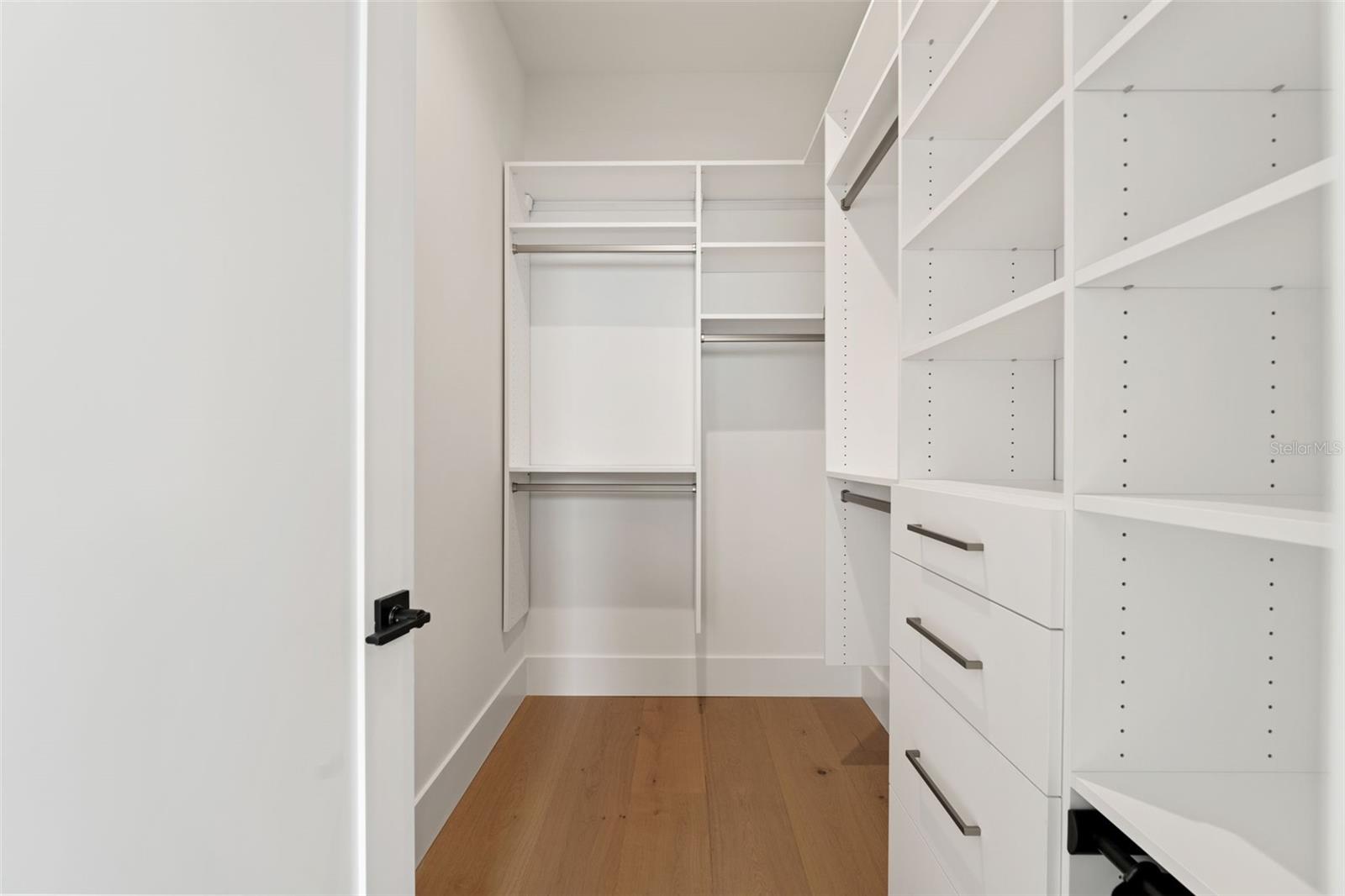 Bedroom 7 Closet