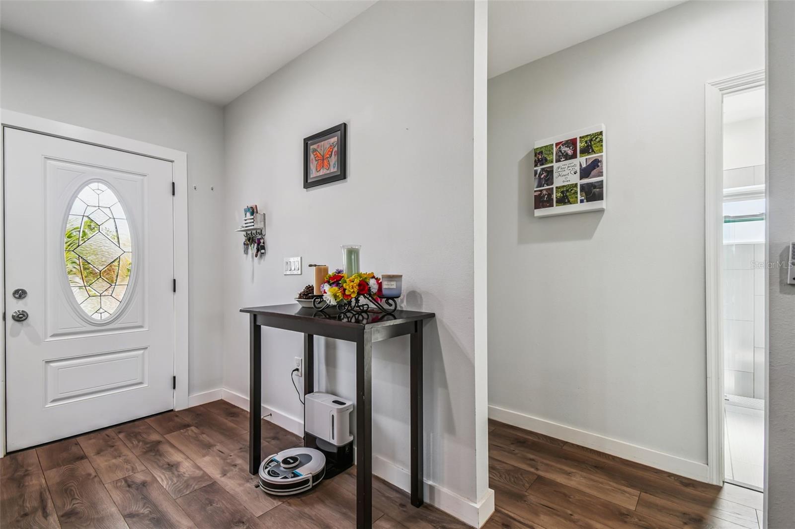 Foyer/Entry