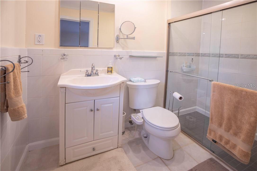 BR2 ensuite