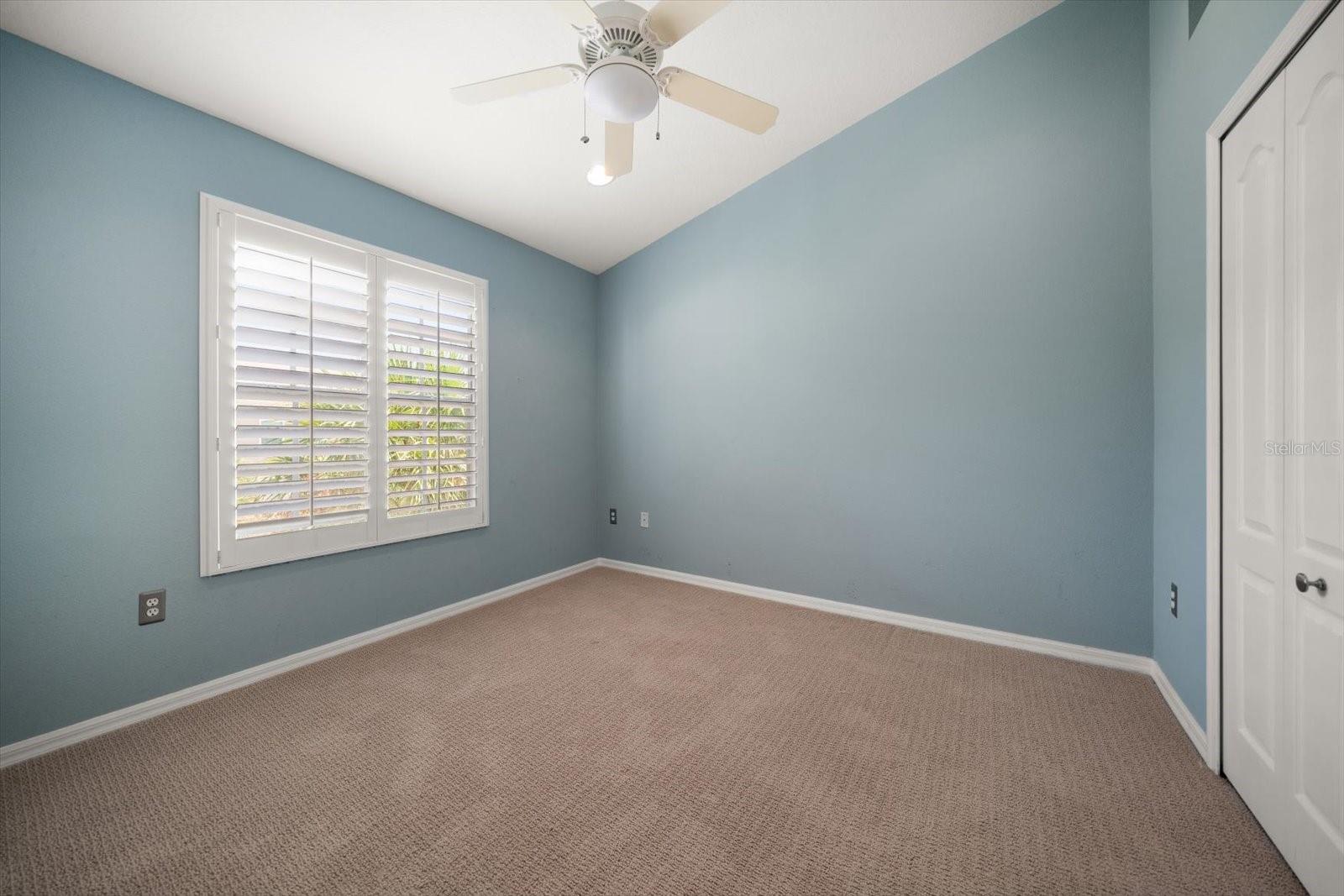 Guest bedroom