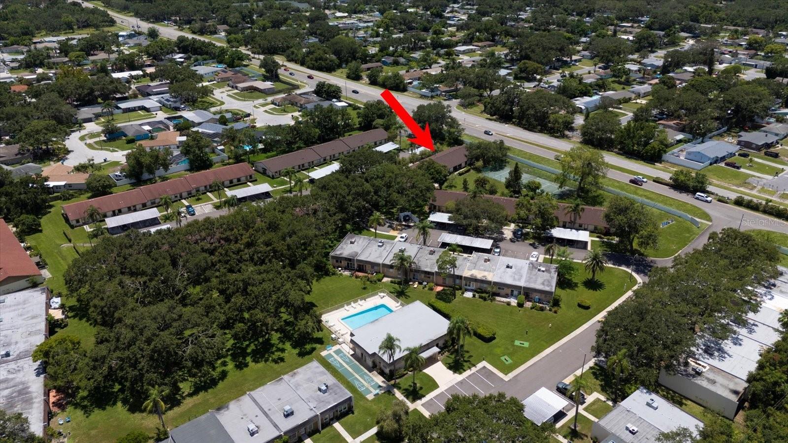 Beautiful complex with so many amenities