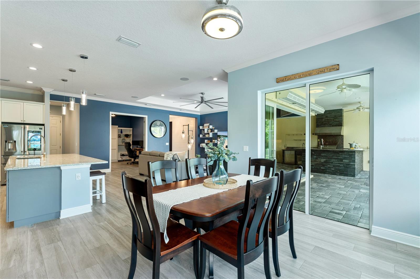 Eat in Kitchen/Dining Room