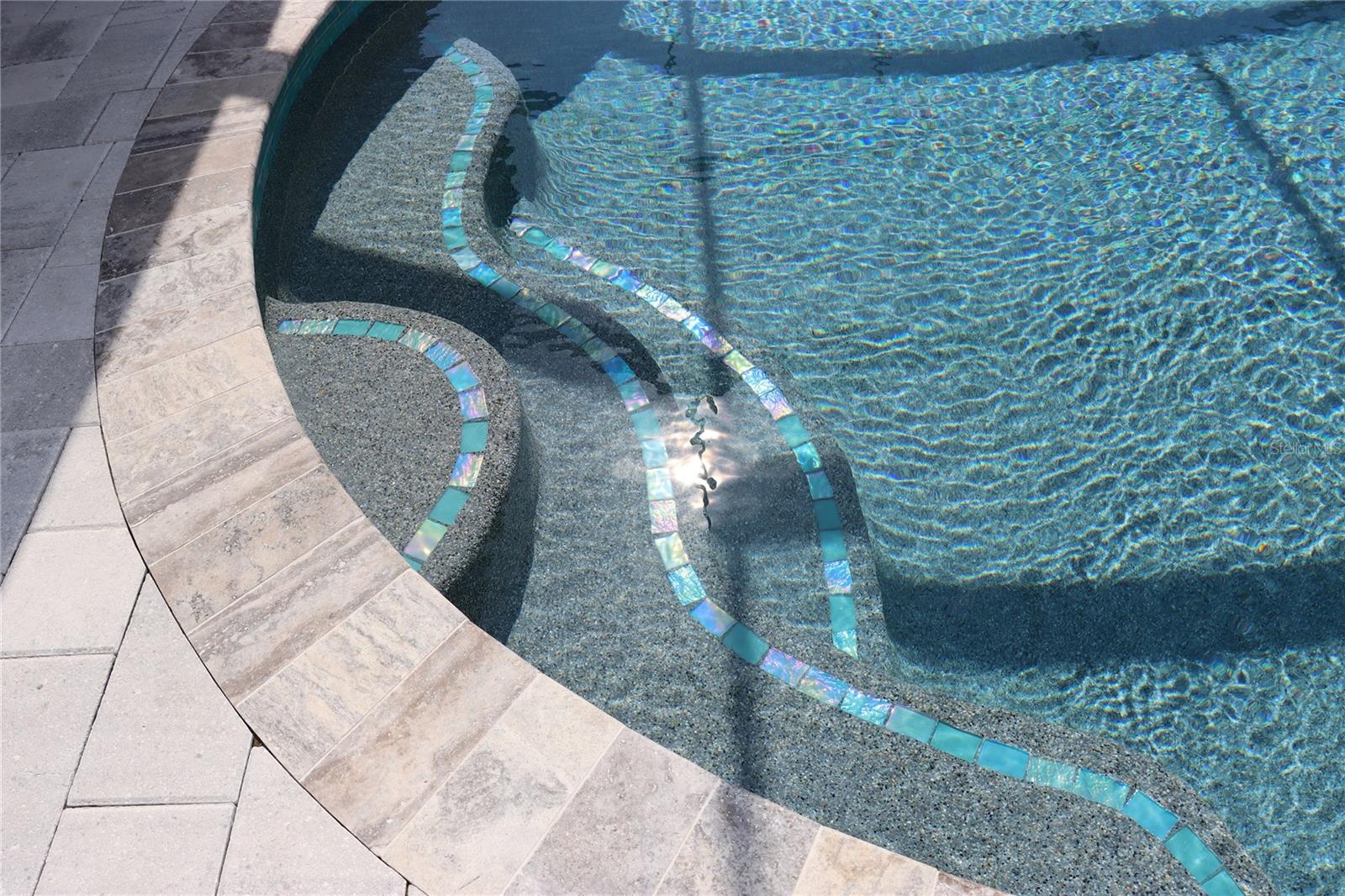 Pool detail