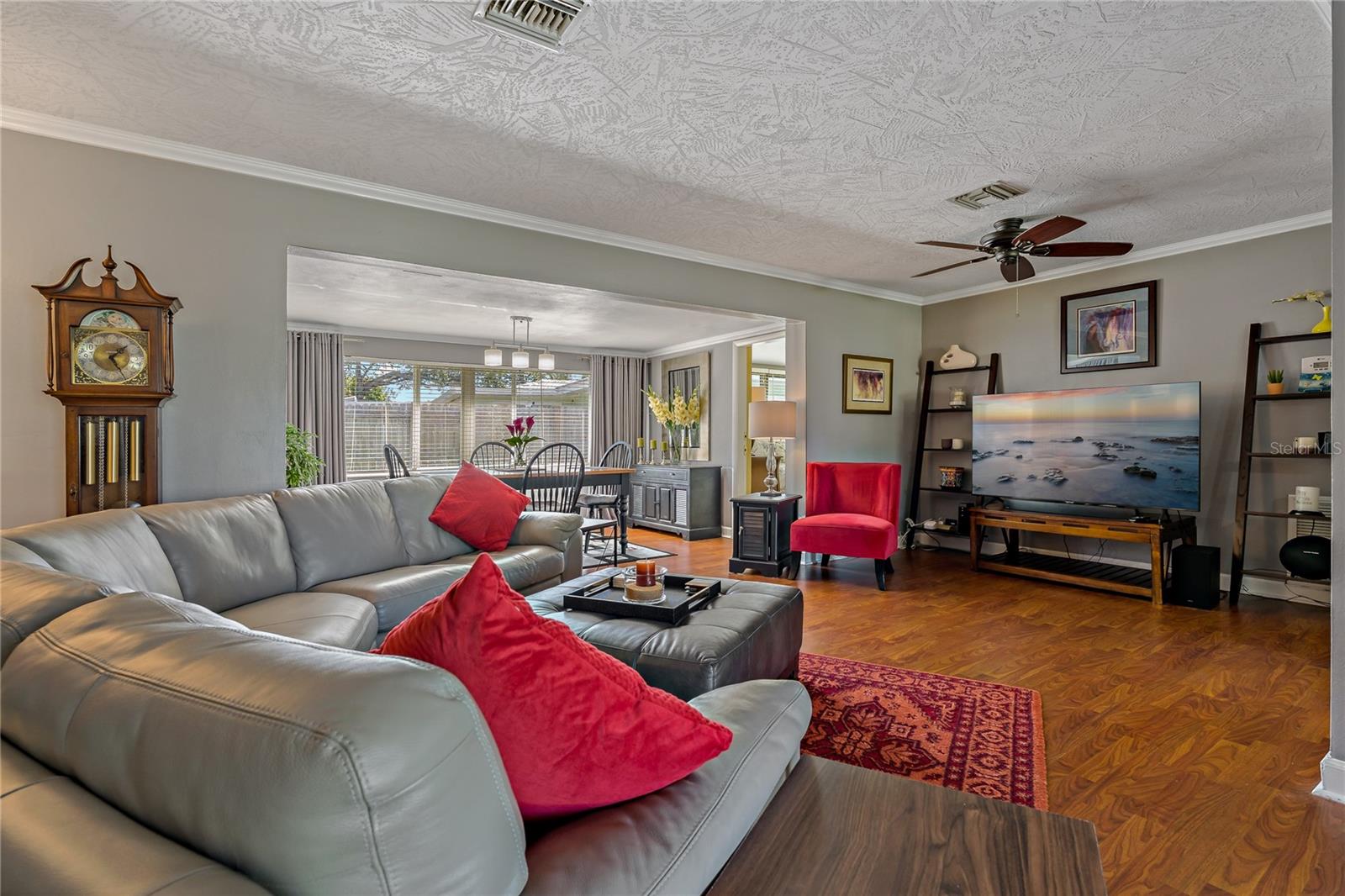 YOU WILL LOVE LIVING HERE!