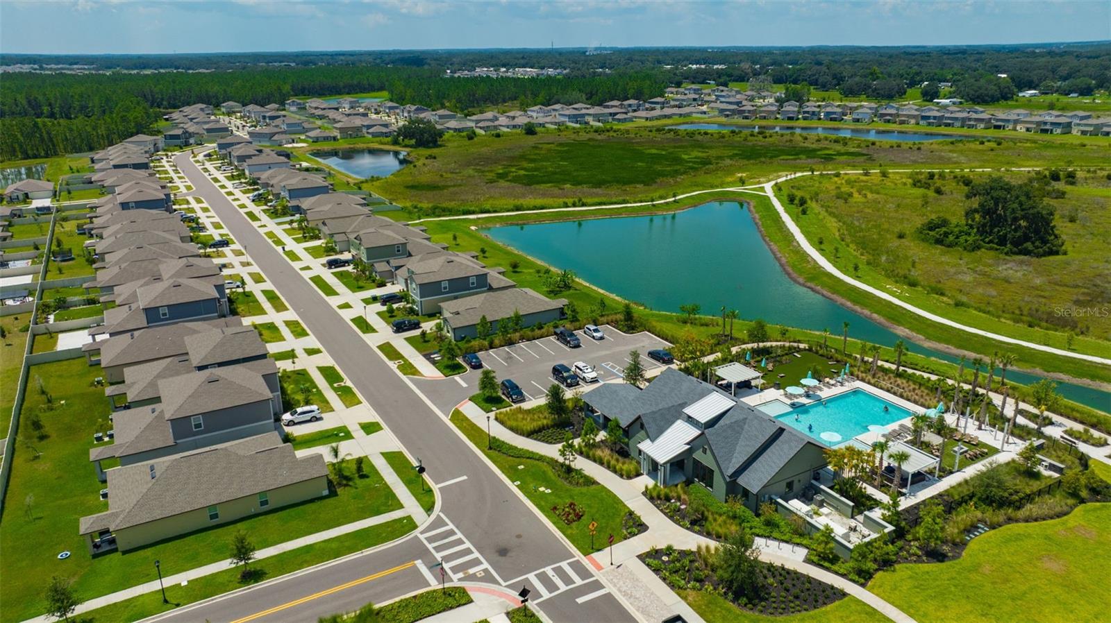 Community Pool & Clubhouse