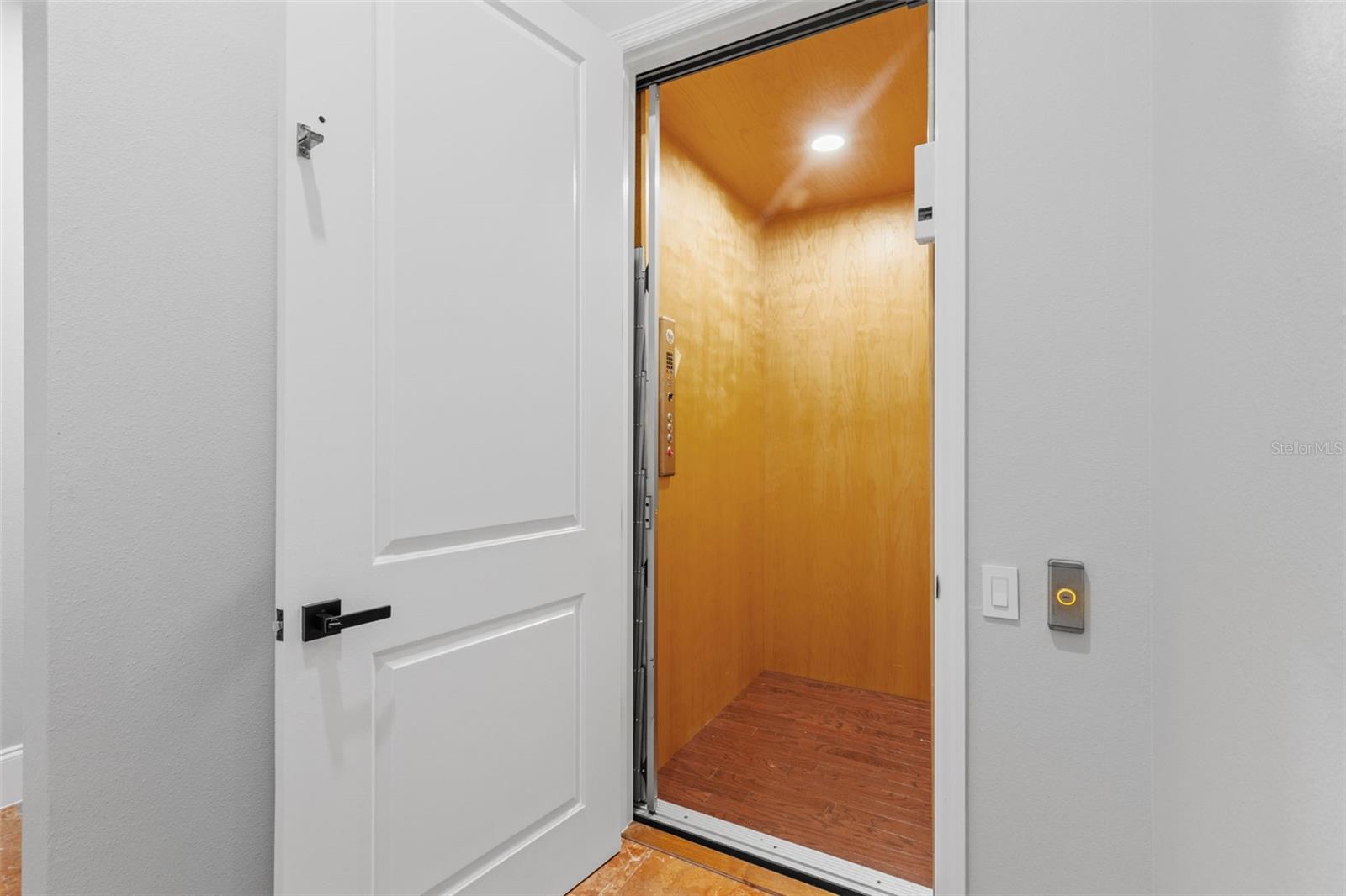 Elevator