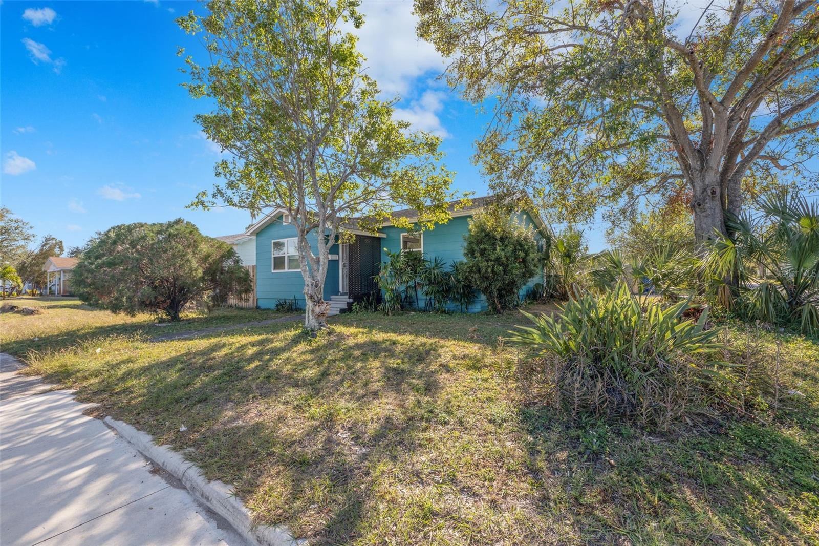Prime corner lot