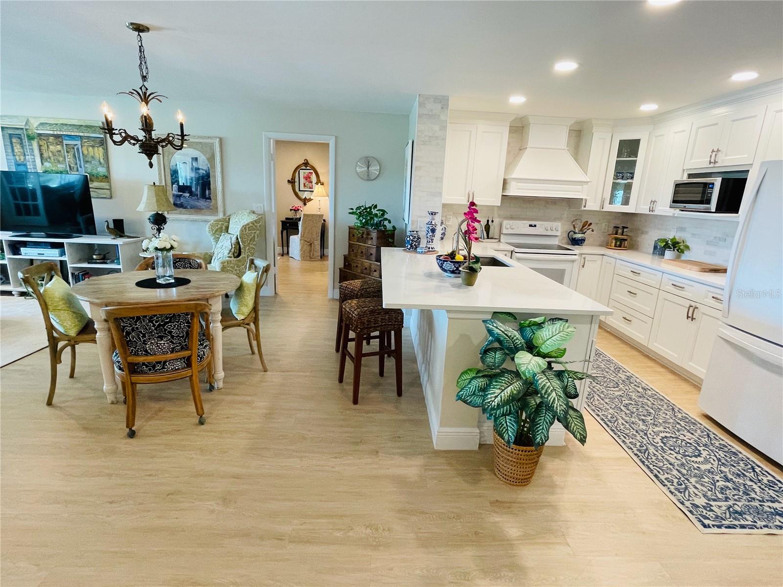 Kitchen/dining