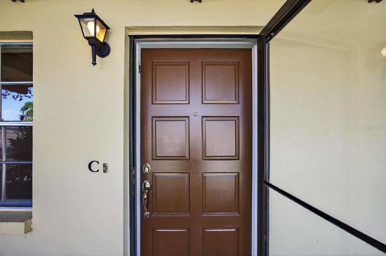 Open the door to your Dunedin Dream!