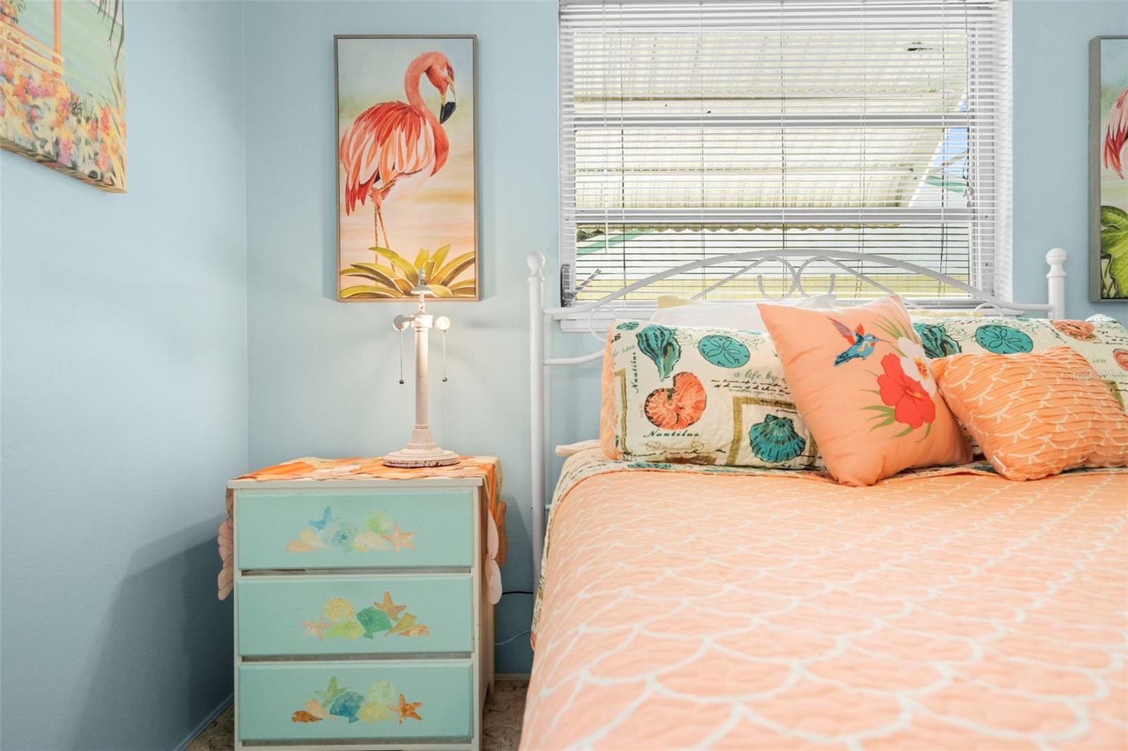 Guest bedroom.
