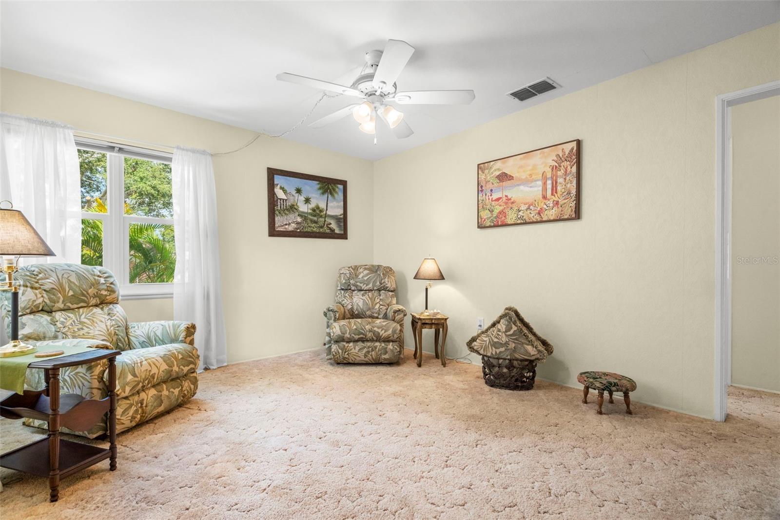 Spacious living room.