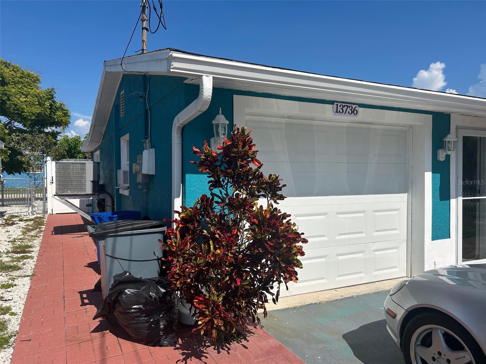 garage and side view