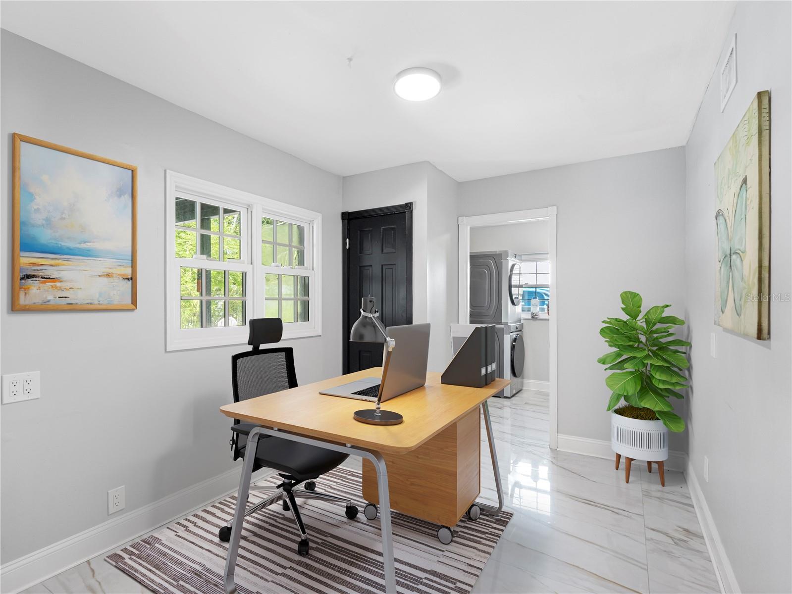 Virtual Stage for small Office