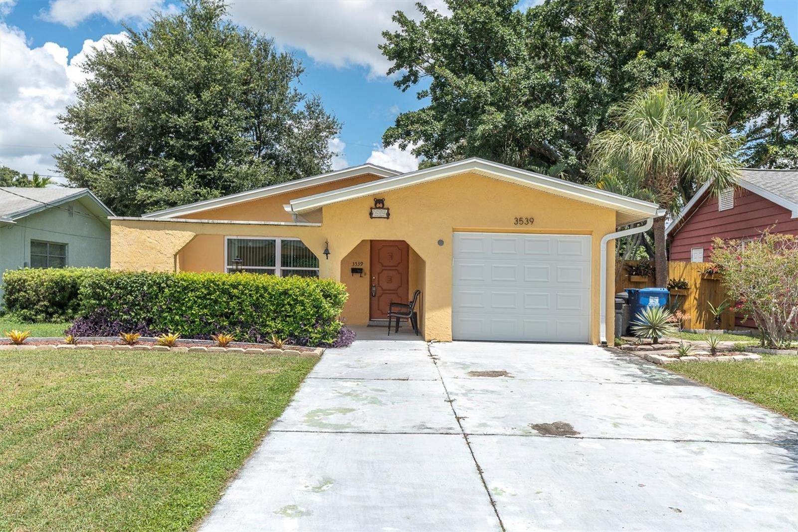 3539 15th Ave N, your new home!!!