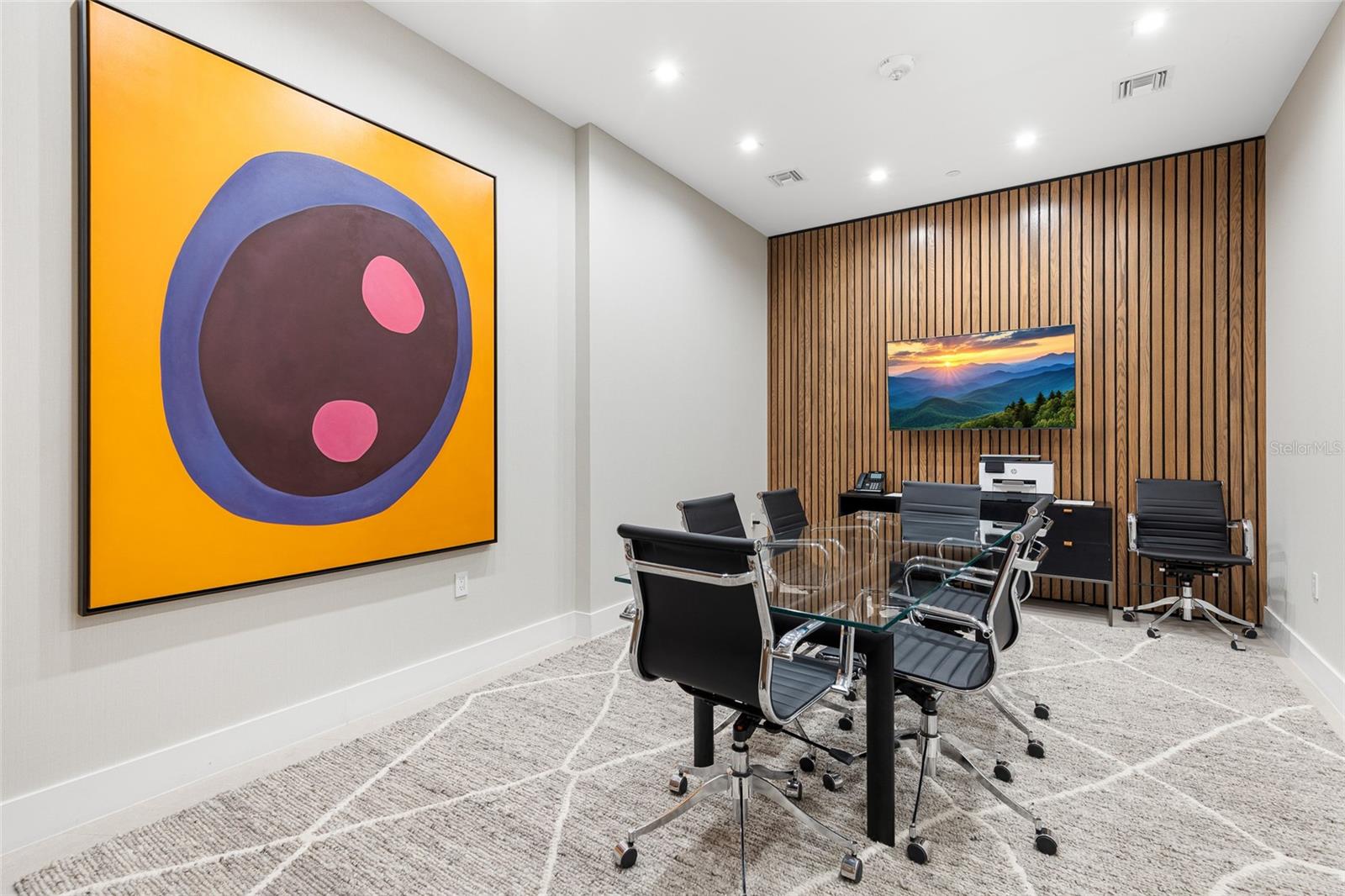 Business Room