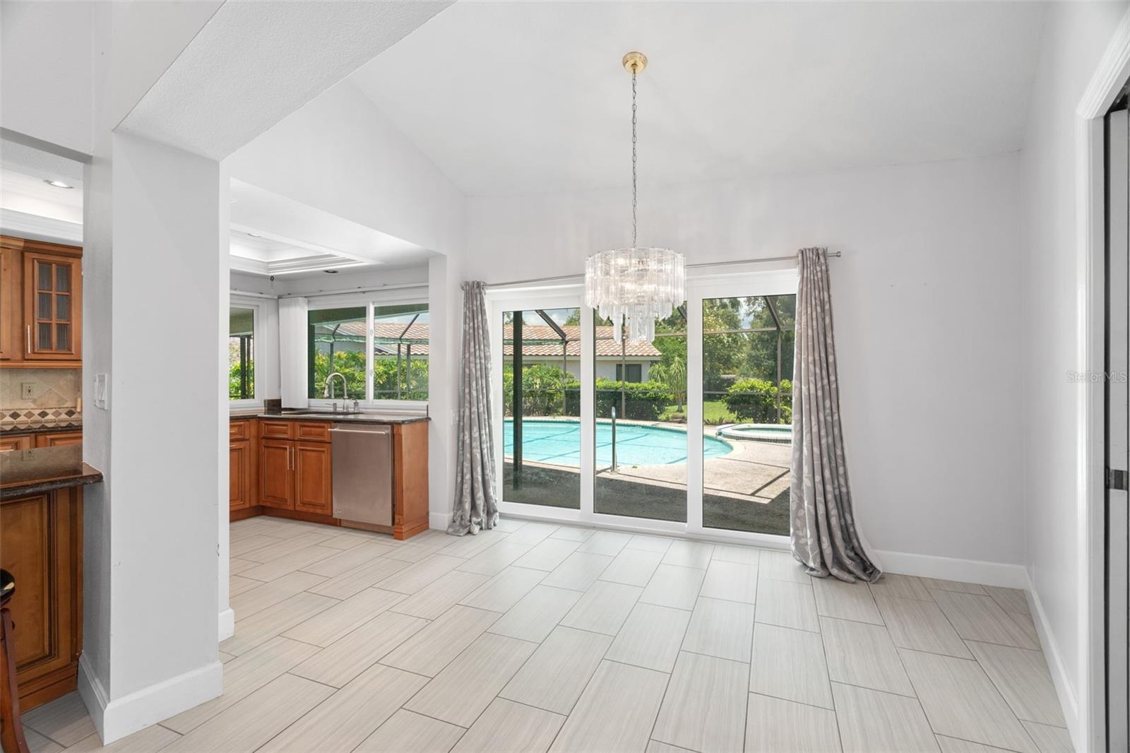Dinette out to Pool Area