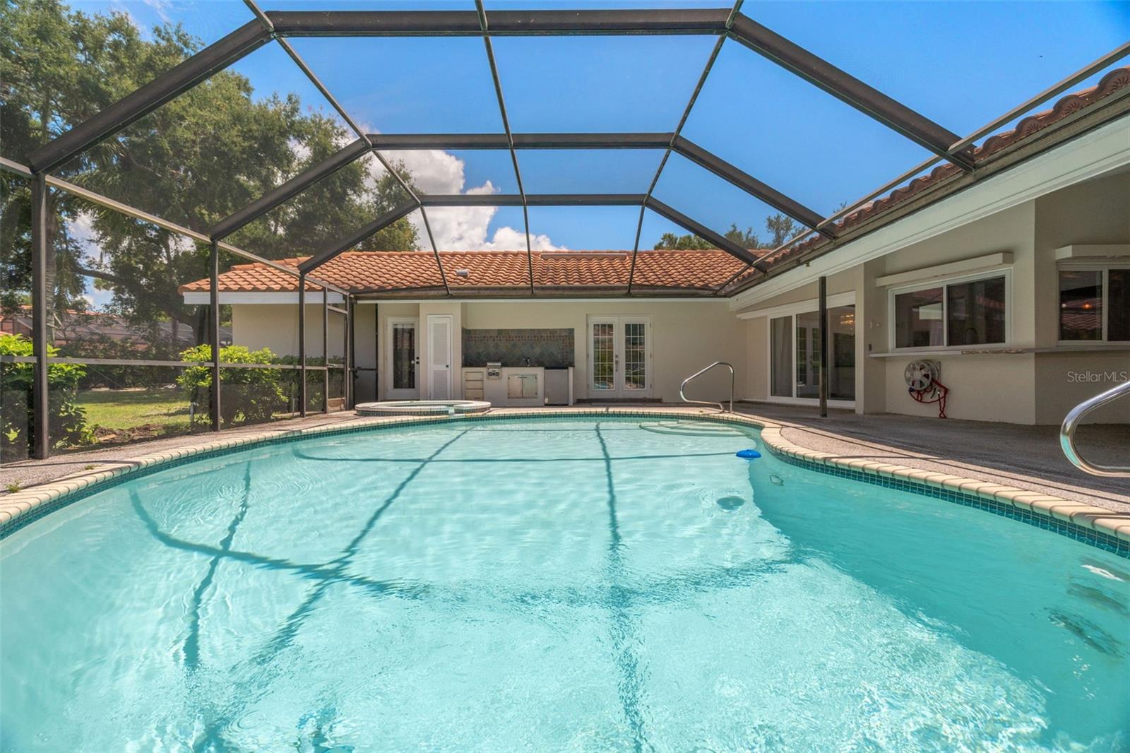 Gorgeous Pool Area !