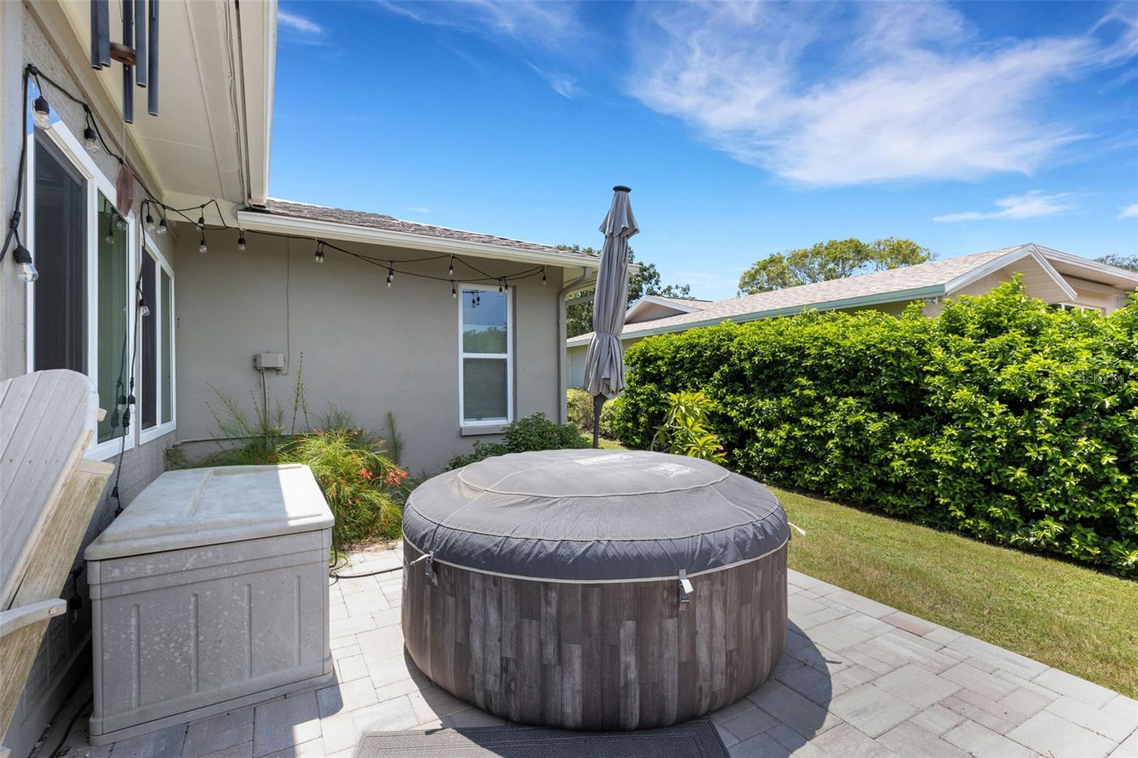 Inflatable Jacuzzi conveys with the house!