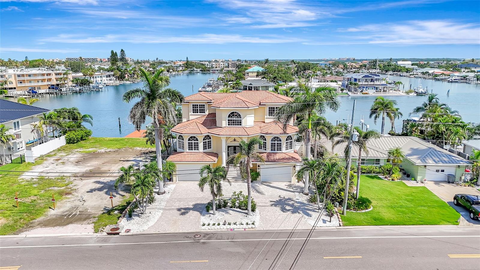 Stop dreaming and start living—make your move to beautiful Treasure Island, Florida today.  Make 400 115th Avenue your home!