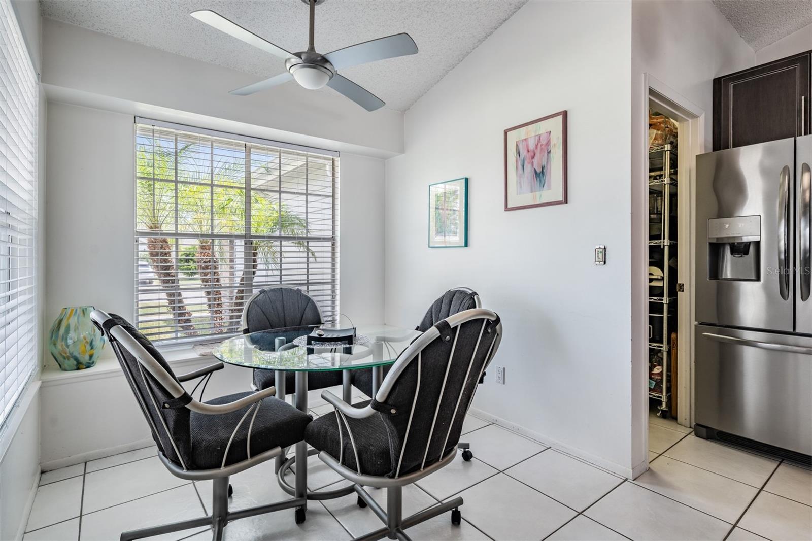 Breakfast Nook